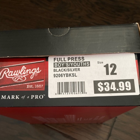 Baseball Shoes for Boys size 12 - Picture 7 of 8